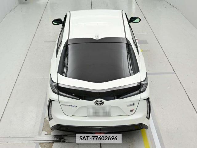 Toyota PRIUS PHV 2018-10 7810334-4