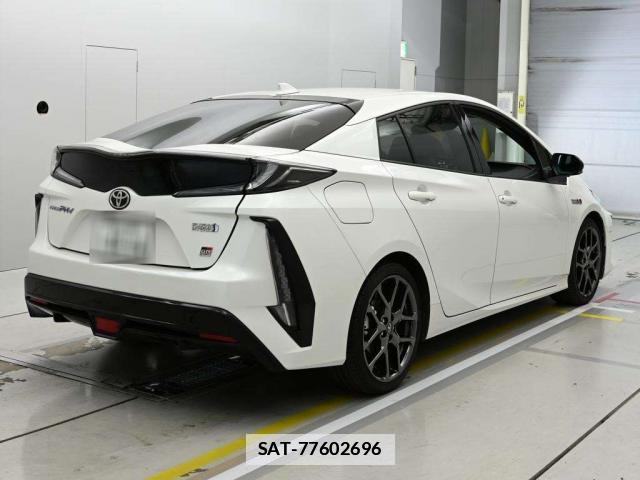 Toyota PRIUS PHV 2018-10 7810334-7
