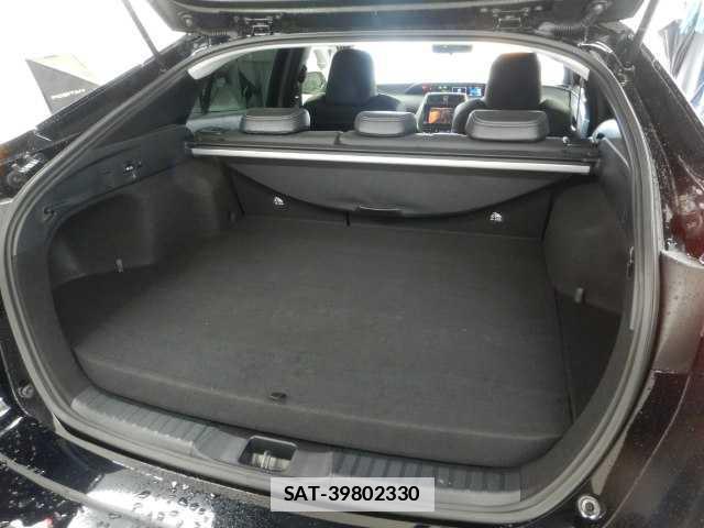 Toyota PRIUS PHV 2021-10 7810734-18