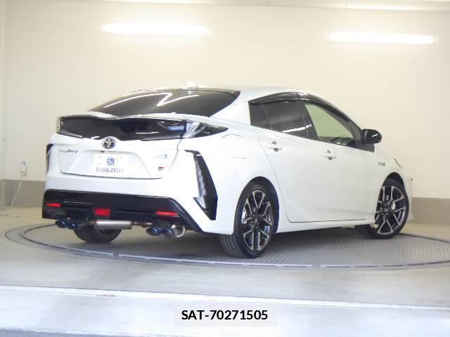 Toyota PRIUS PHV 2021-05 7810800-1