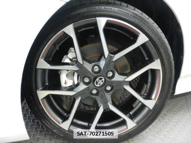 Toyota PRIUS PHV 2021-05 7810800-15