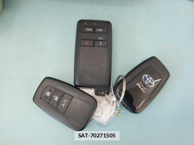 Toyota PRIUS PHV 2021-05 7810800-19