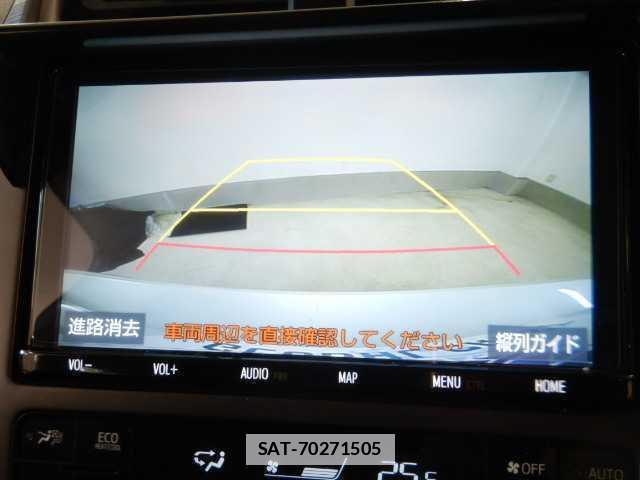 Toyota PRIUS PHV 2021-05 7810800-3