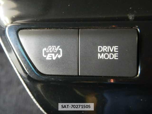 Toyota PRIUS PHV 2021-05 7810800-4