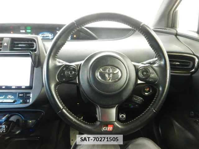 Toyota PRIUS PHV 2021-05 7810800-7
