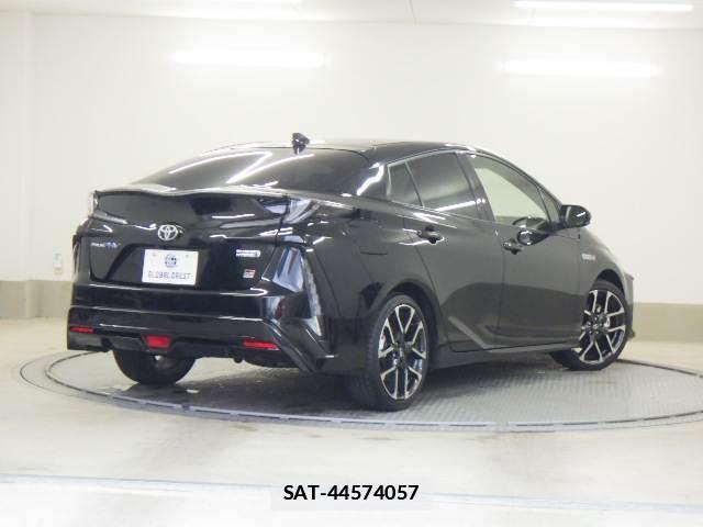 Toyota PRIUS PHV 2021-01 7810859-1