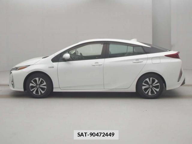 Toyota PRIUS PHV 2021-06 7811207-10