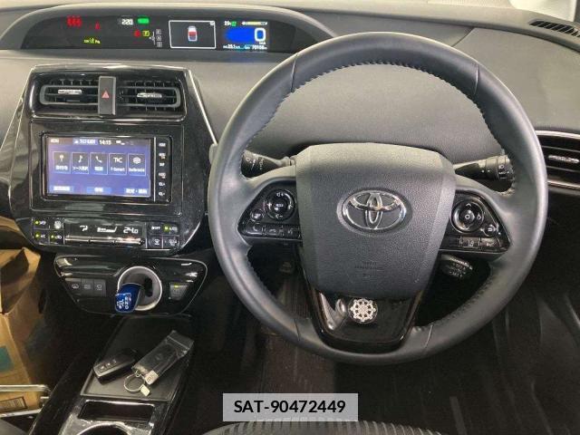 Toyota PRIUS PHV 2021-06 7811207-2