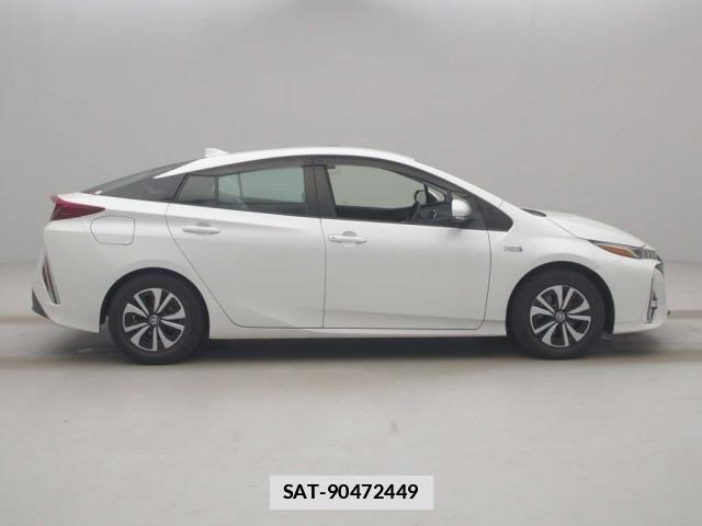 Toyota PRIUS PHV 2021-06 7811207-5