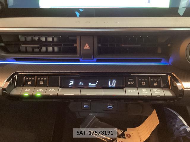 Toyota PRIUS 2026-05 7793237-8