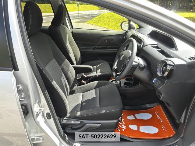 Toyota PRIUS 2021-05 7793776-5