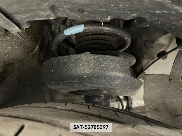 Toyota PRIUS 2024-03 7794671-19
