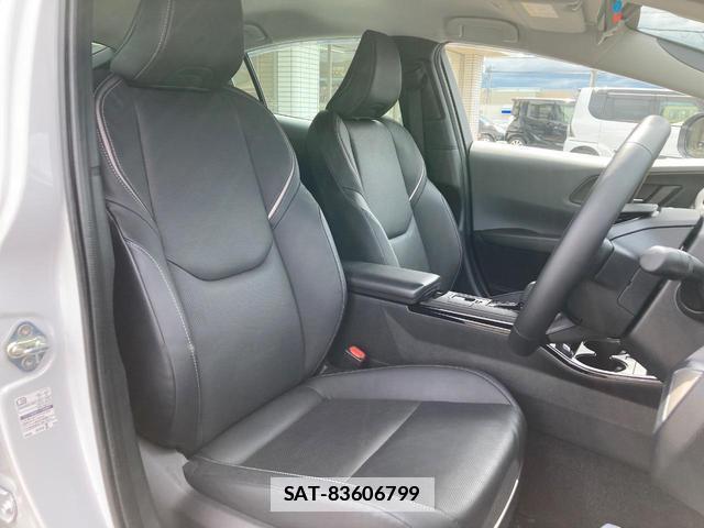 Toyota PRIUS 2023-09 7794806-7