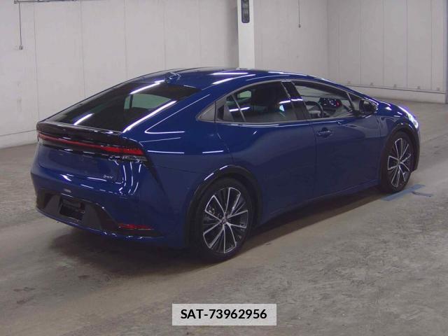 Toyota PRIUS 2023-05 7795069-4