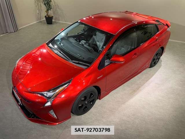 Toyota PRIUS 2016-10 7795374-12
