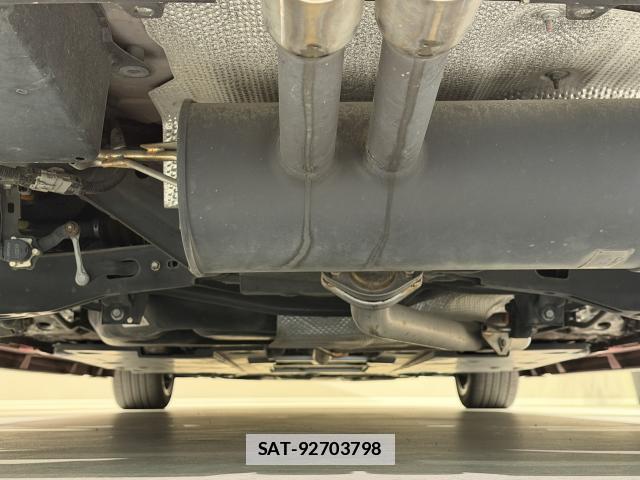 Toyota PRIUS 2016-10 7795374-8