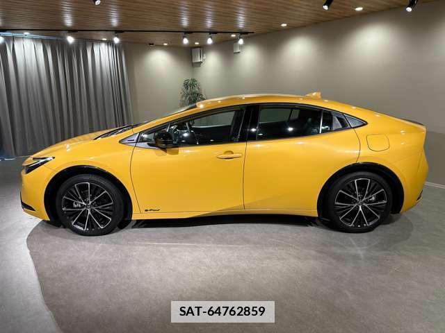 Toyota PRIUS 2024-01 7795389-10