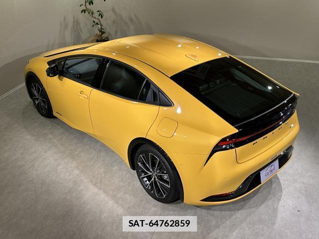 Toyota PRIUS 2024-01 7795389-14