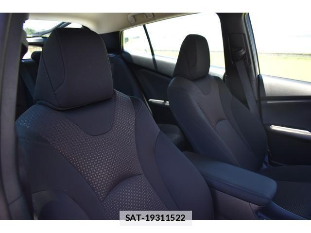 Toyota PRIUS 2021-06 7796518-10