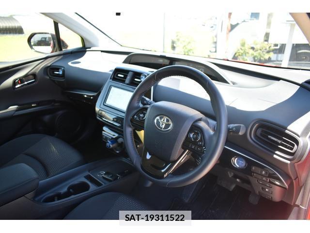 Toyota PRIUS 2021-06 7796518-12