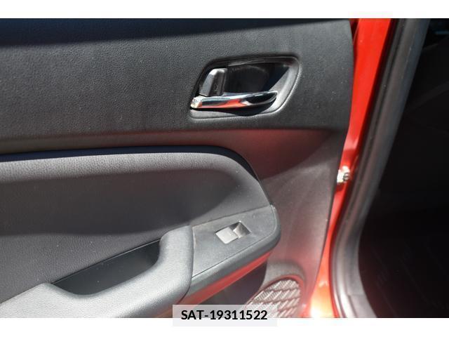 Toyota PRIUS 2021-06 7796518-15