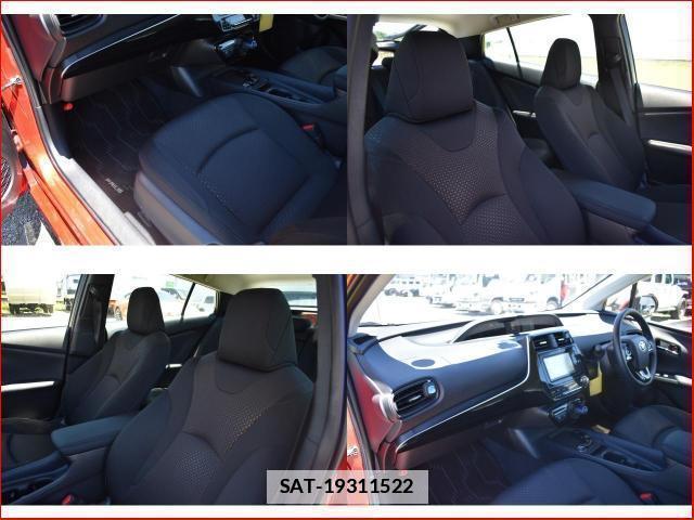 Toyota PRIUS 2021-06 7796518-5