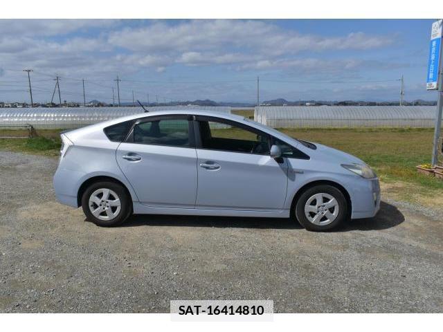 Toyota PRIUS 2009-10 7796541-3