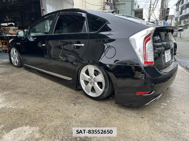 Toyota PRIUS 2009-12 7796576-1