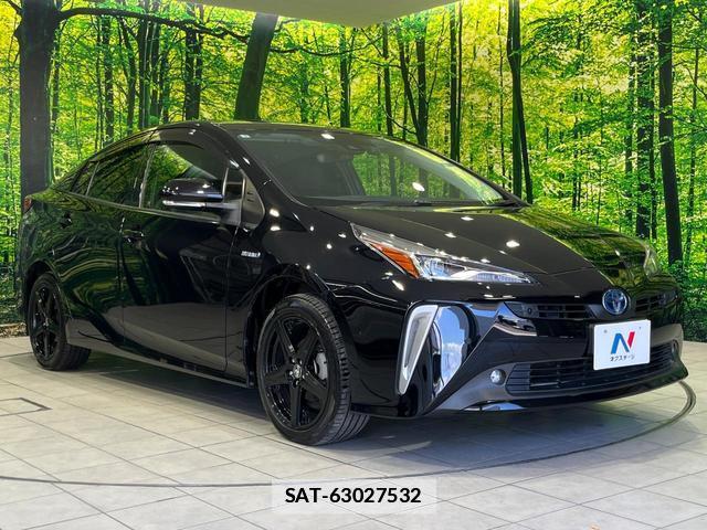 Toyota PRIUS 2019-12 7797453-15
