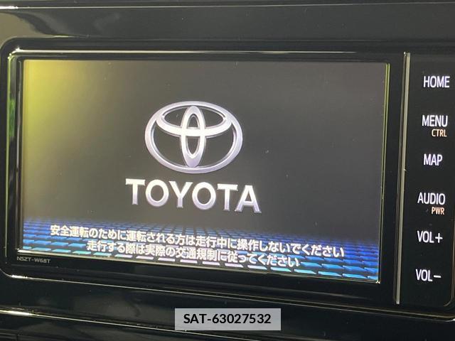 Toyota PRIUS 2019-12 7797453-2