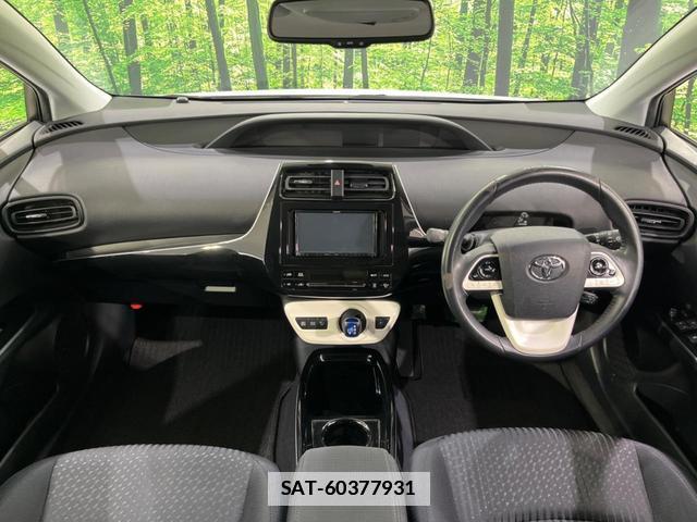 Toyota PRIUS 2018-09 7797504-1