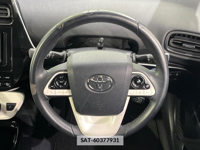 Toyota PRIUS 2018-09 7797504-10