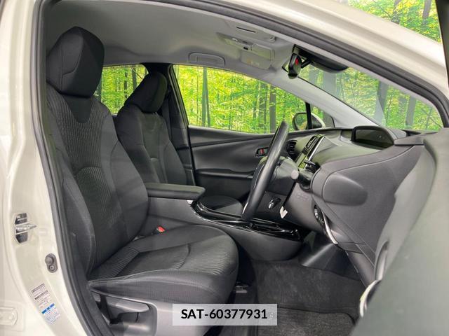Toyota PRIUS 2018-09 7797504-7