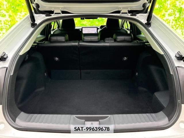 Toyota PRIUS 2023-02 7797663-7