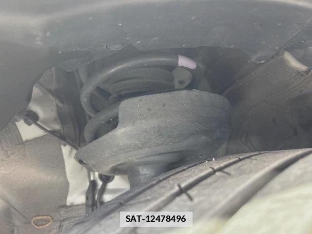 Toyota PRIUS 2023-03 7798297-19