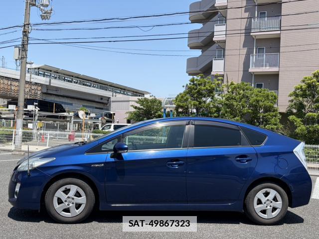 Toyota PRIUS 2009-09 7798675-8