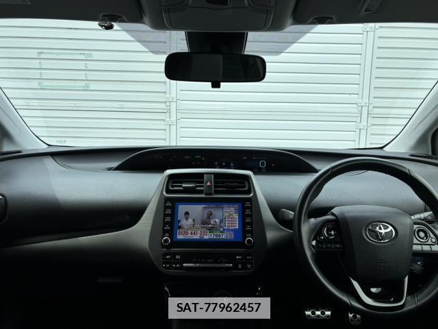 Toyota PRIUS 2022-03 7798676-2