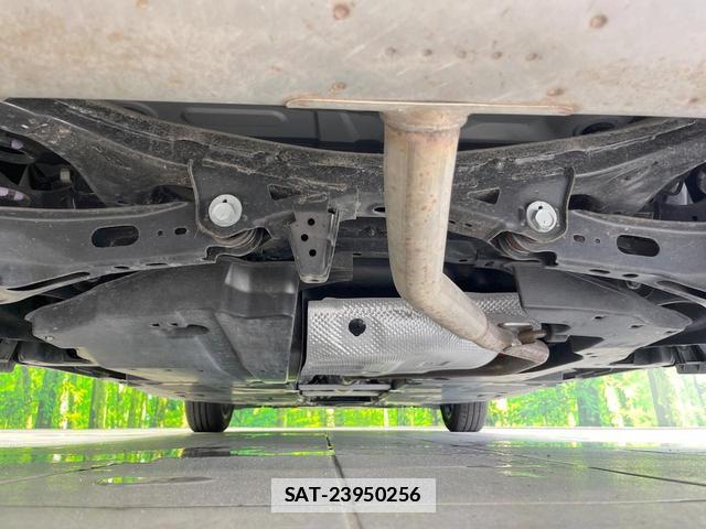 Toyota PRIUS 2023-09 7799386-18