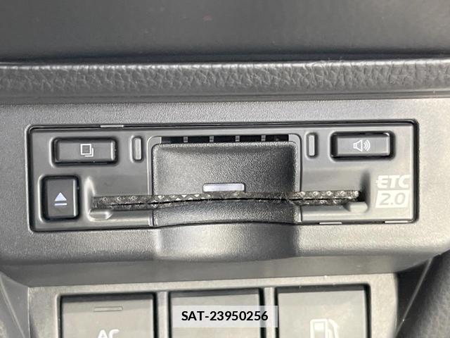 Toyota PRIUS 2023-09 7799386-6