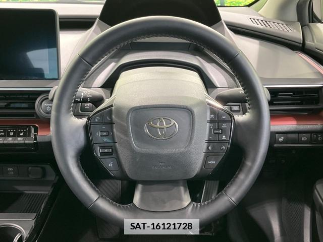 Toyota PRIUS 2023-04 7799837-10