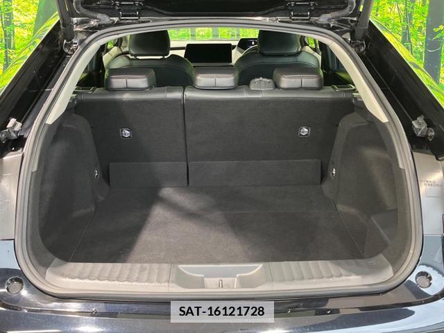 Toyota PRIUS 2023-04 7799837-9