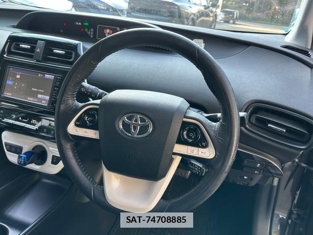 Toyota PRIUS 2016-06 7800051-13