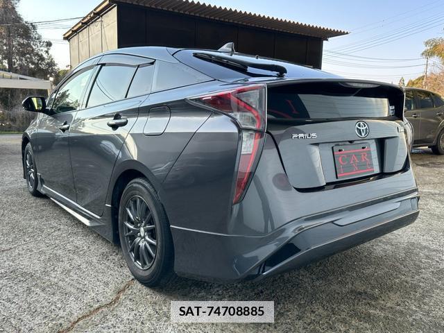 Toyota PRIUS 2016-06 7800051-6