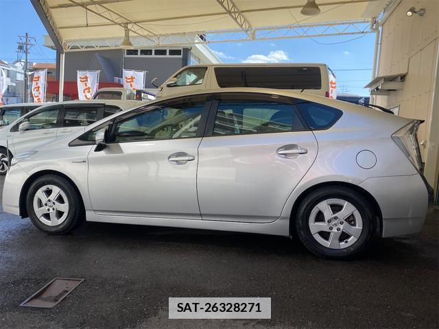 Toyota PRIUS 2009-09 7800711-4