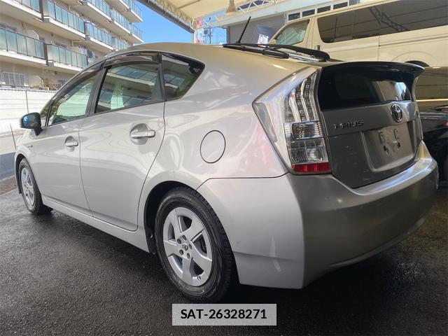 Toyota PRIUS 2009-09 7800711-8