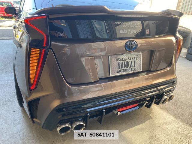 Toyota PRIUS 2017-04 7800781-18