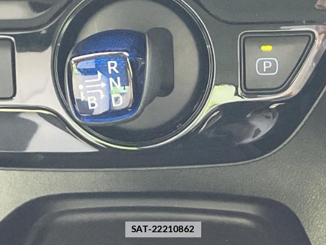 Toyota PRIUS 2021-01 7800870-15