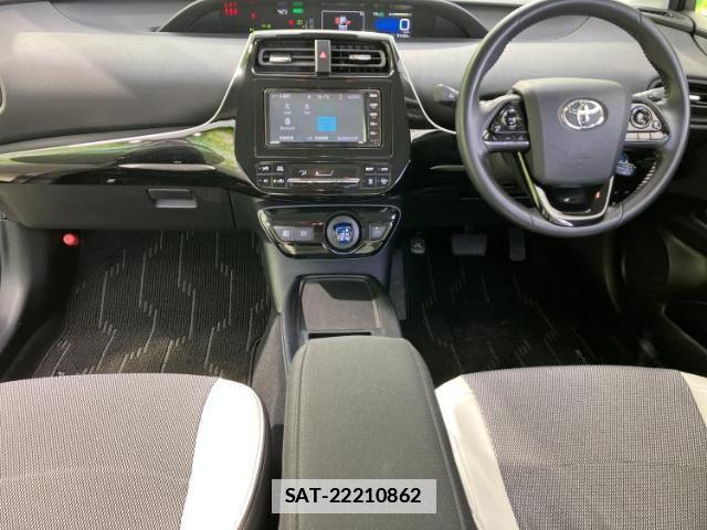Toyota PRIUS 2021-01 7800870-3