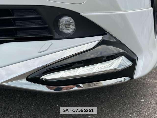 Toyota PRIUS 2022-03 7801172-11