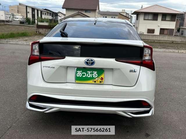 Toyota PRIUS 2022-03 7801172-7